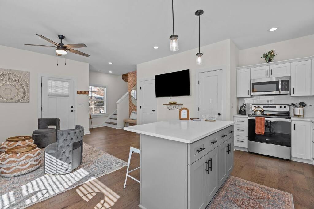 Contemporary Home, Close To Downtown And Nccu 达拉姆 外观 照片